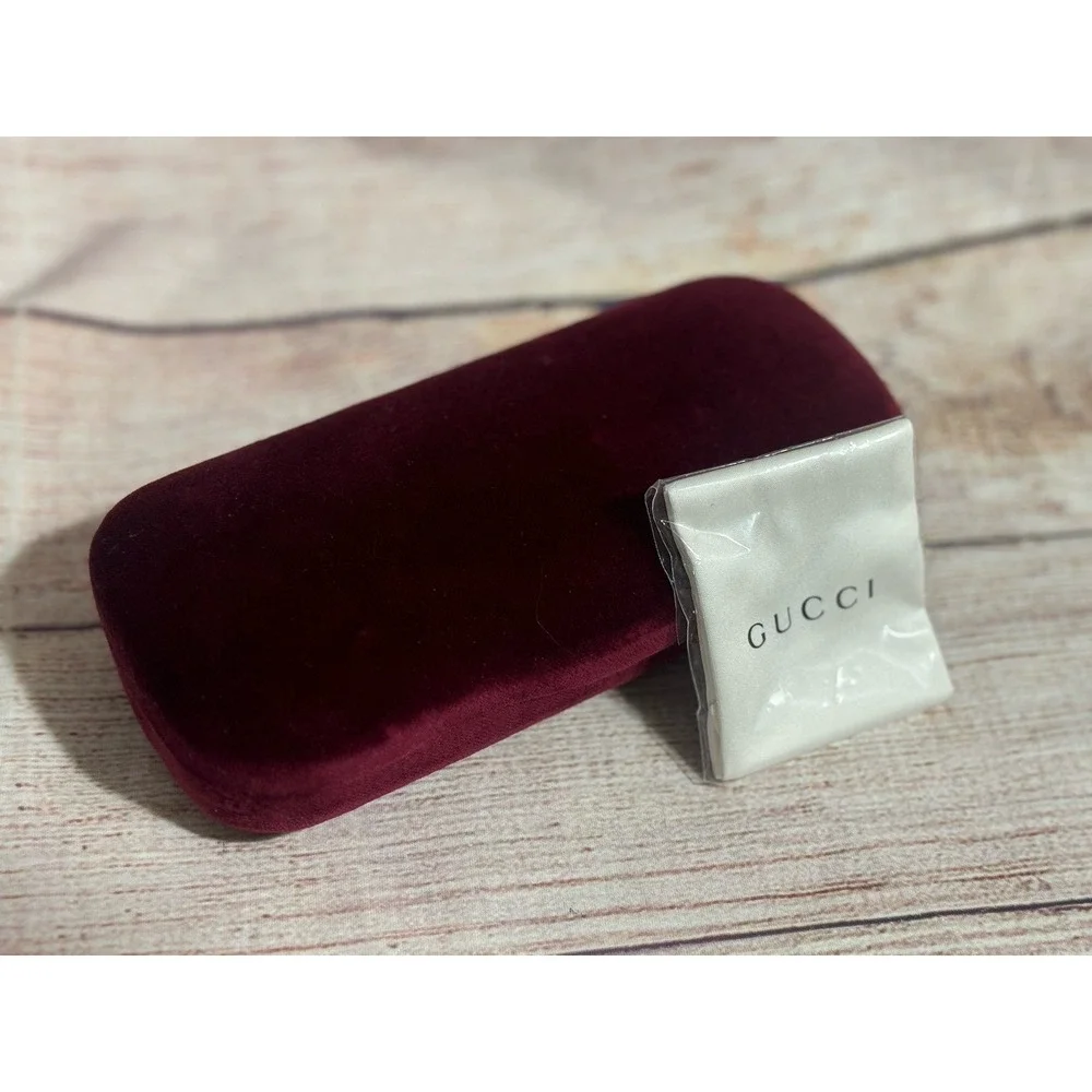 Gucci Glasses Clamshell Hard Case Burgundy Maroon Velvet w/ Microfiber Cloth